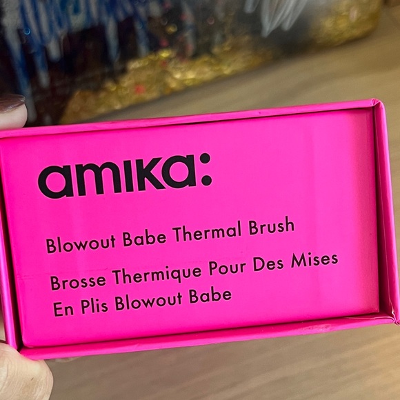 Amika Blow Out Babe Thermal Brush - Picture 10 of 10